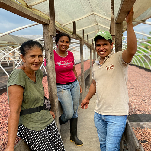 TUMACO, Colombia - Wholesale